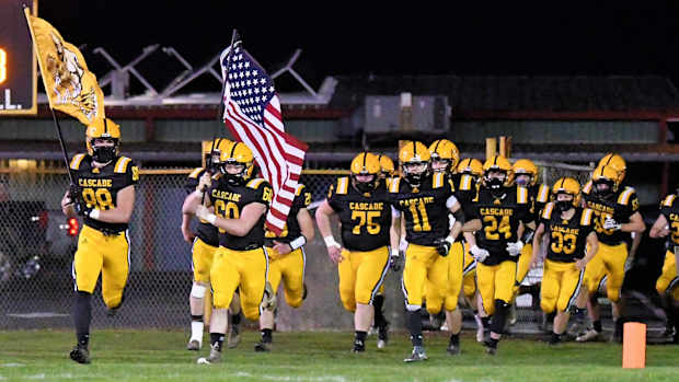Cascade Cougars football 2022 Leon Neuschwander